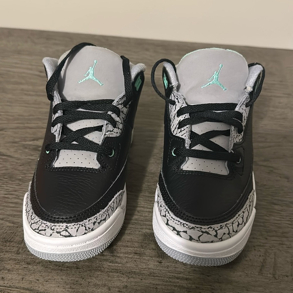 12C PS Jordan 3s